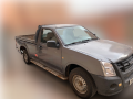 tomobil-isuzu-small-1